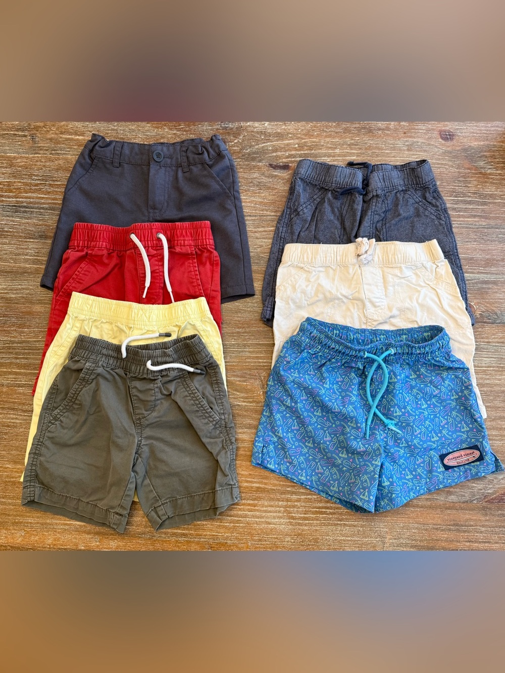BUNDLE OF 4T SHORTS, 6 SHORTS & 1 VINEYARD VINES SWIM TRUNKS
